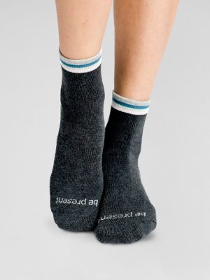 Sticky Be Present Short Crew Grip Socks