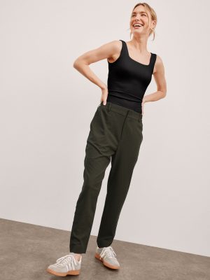 Status Tapered Pant