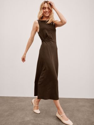 Rotation Side Twist Midi Dress