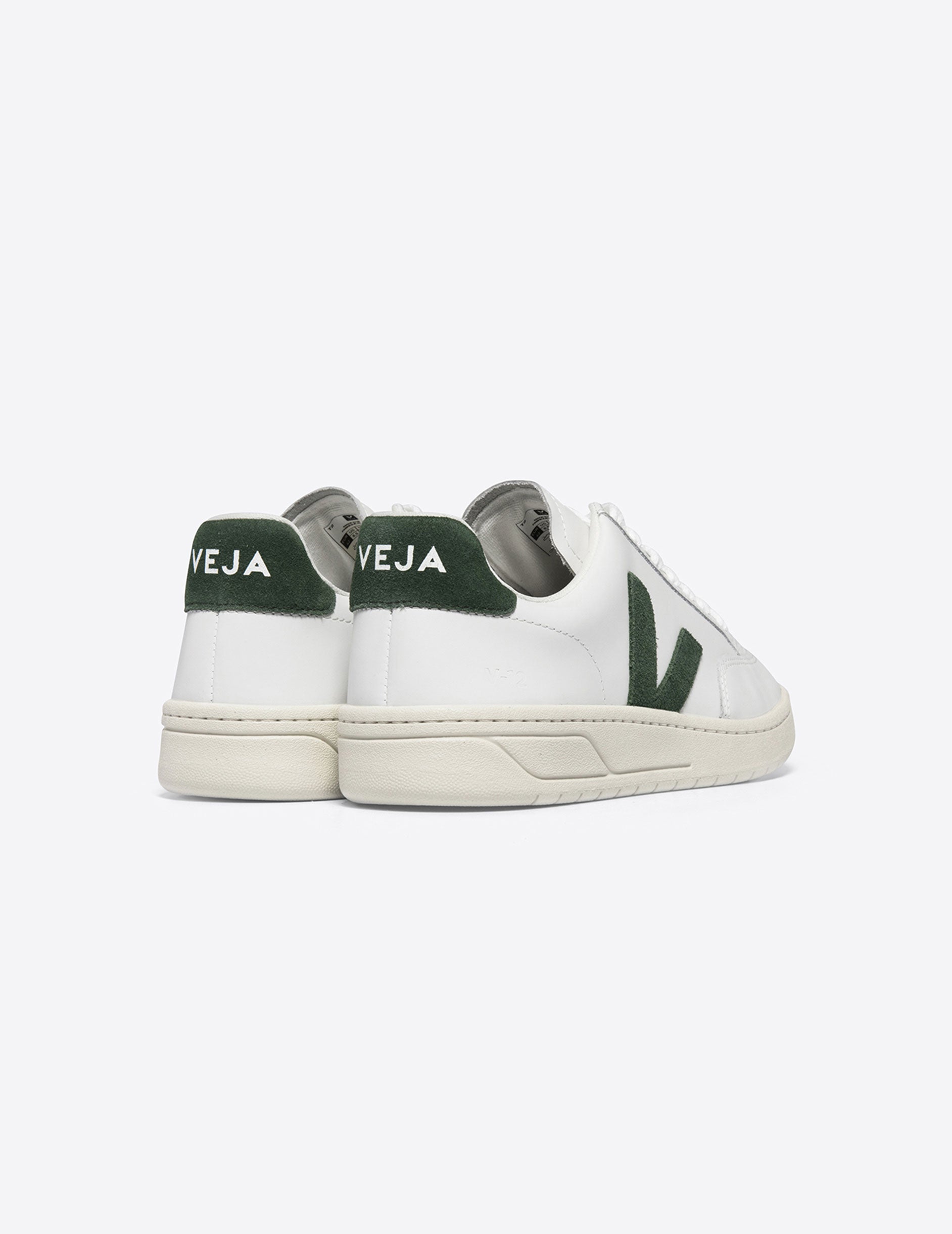 Veja V-12 Sneaker - Image 3