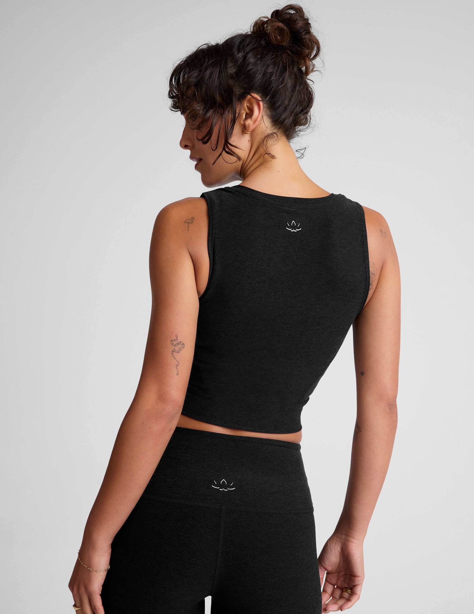 Featherweight Center Stage Cropped Tank - Image 3