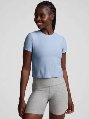 Featherweight Cropped Tee