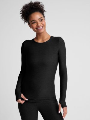 Featherweight Classic Crew Pullover