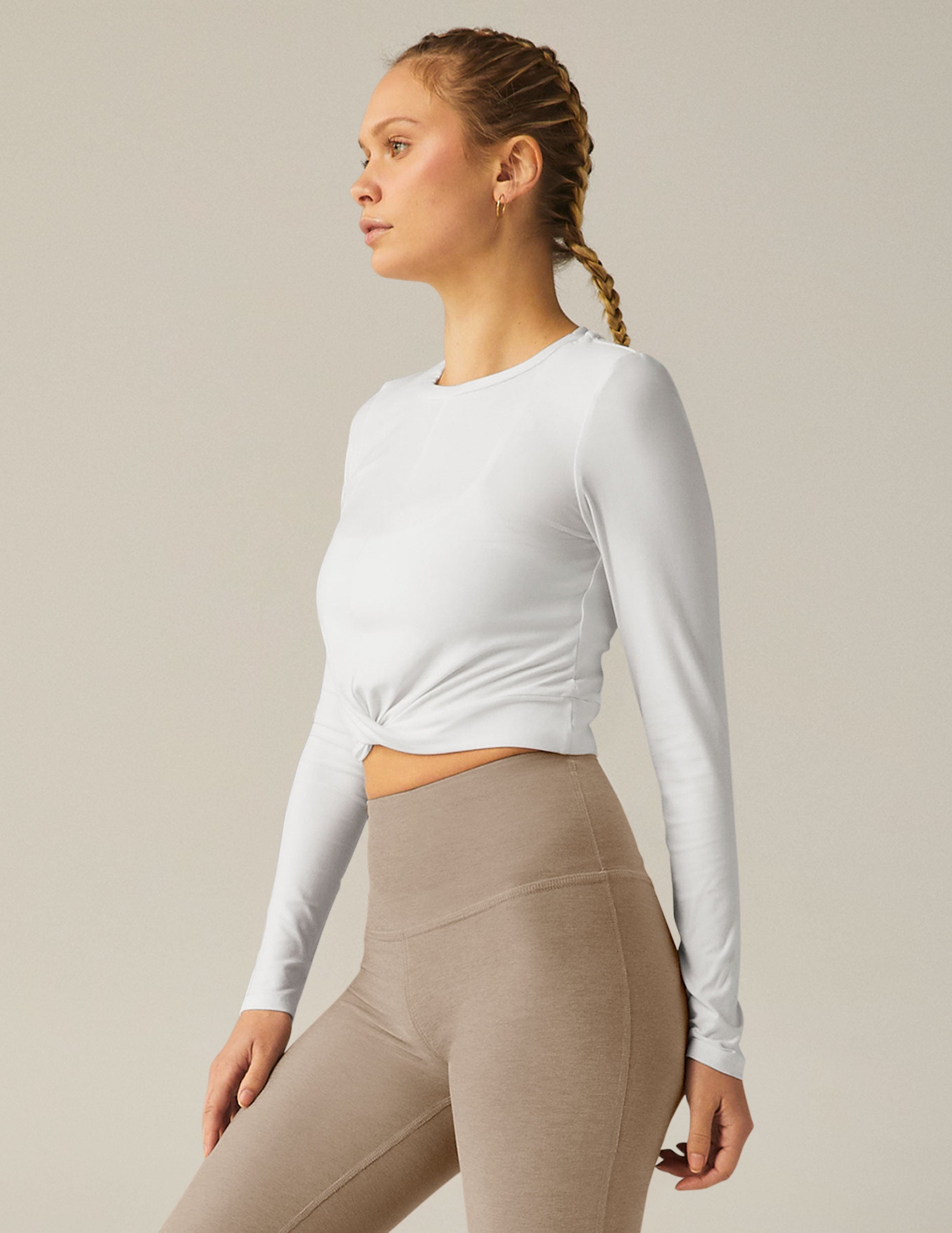 Featherweight Center Stage Cropped Long Sleeve Pullover - Image 2