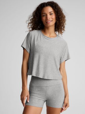 Featherweight Supreme Cropped Tee