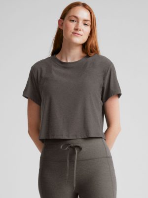 Featherweight Supreme Cropped Tee