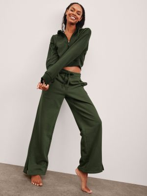 LuxeFleece Wide Leg Pant