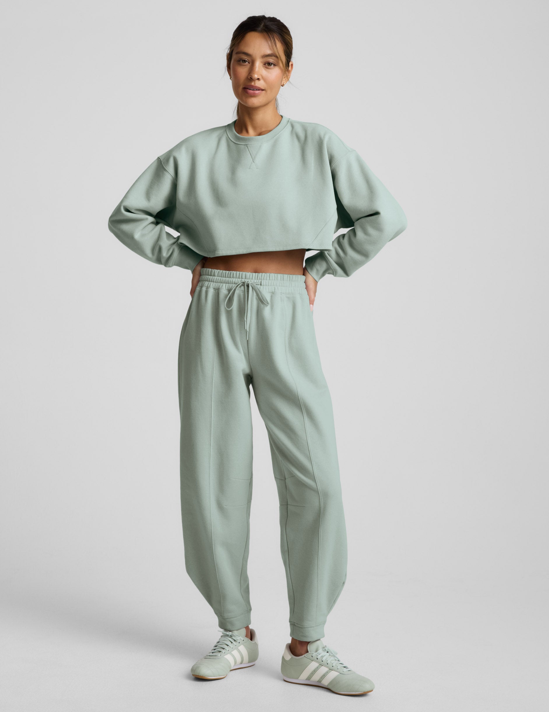 LuxeFleece Barrel Sweatpant - Image 2