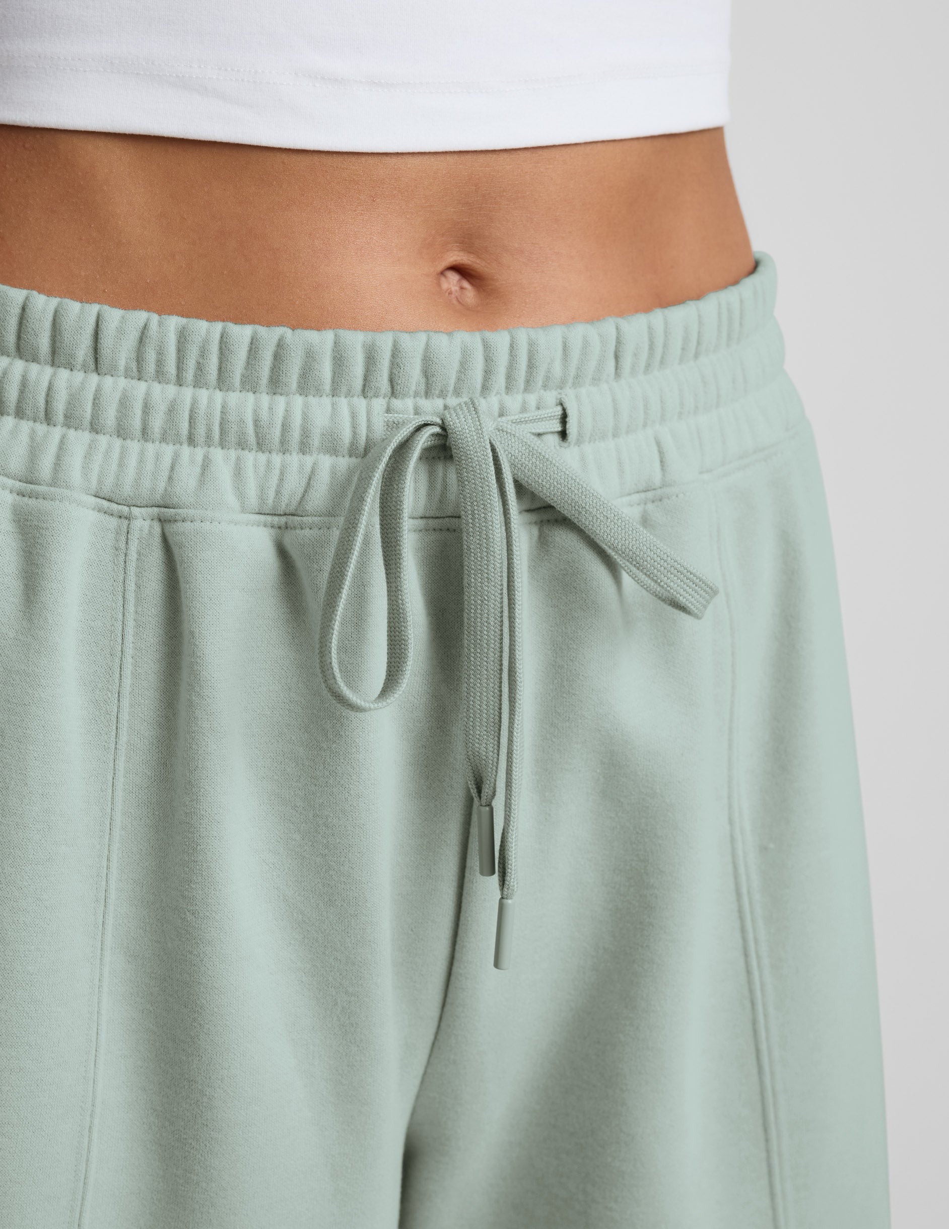 LuxeFleece Barrel Sweatpant - Image 4