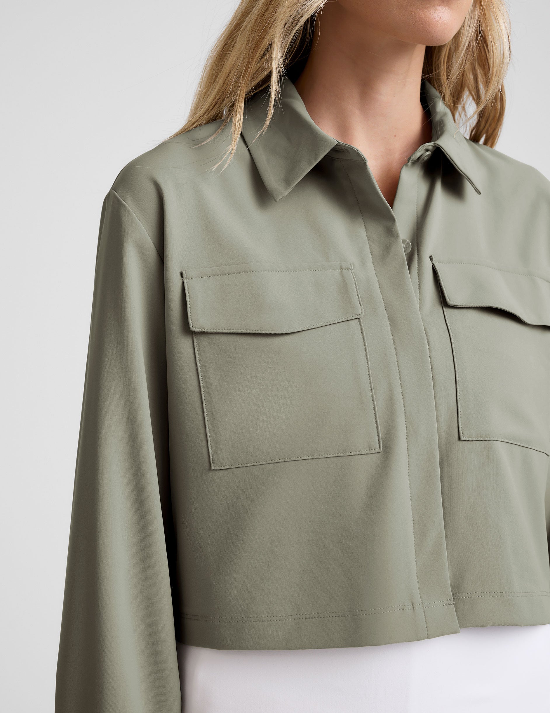 Midtown Cropped Jacket - Image 4