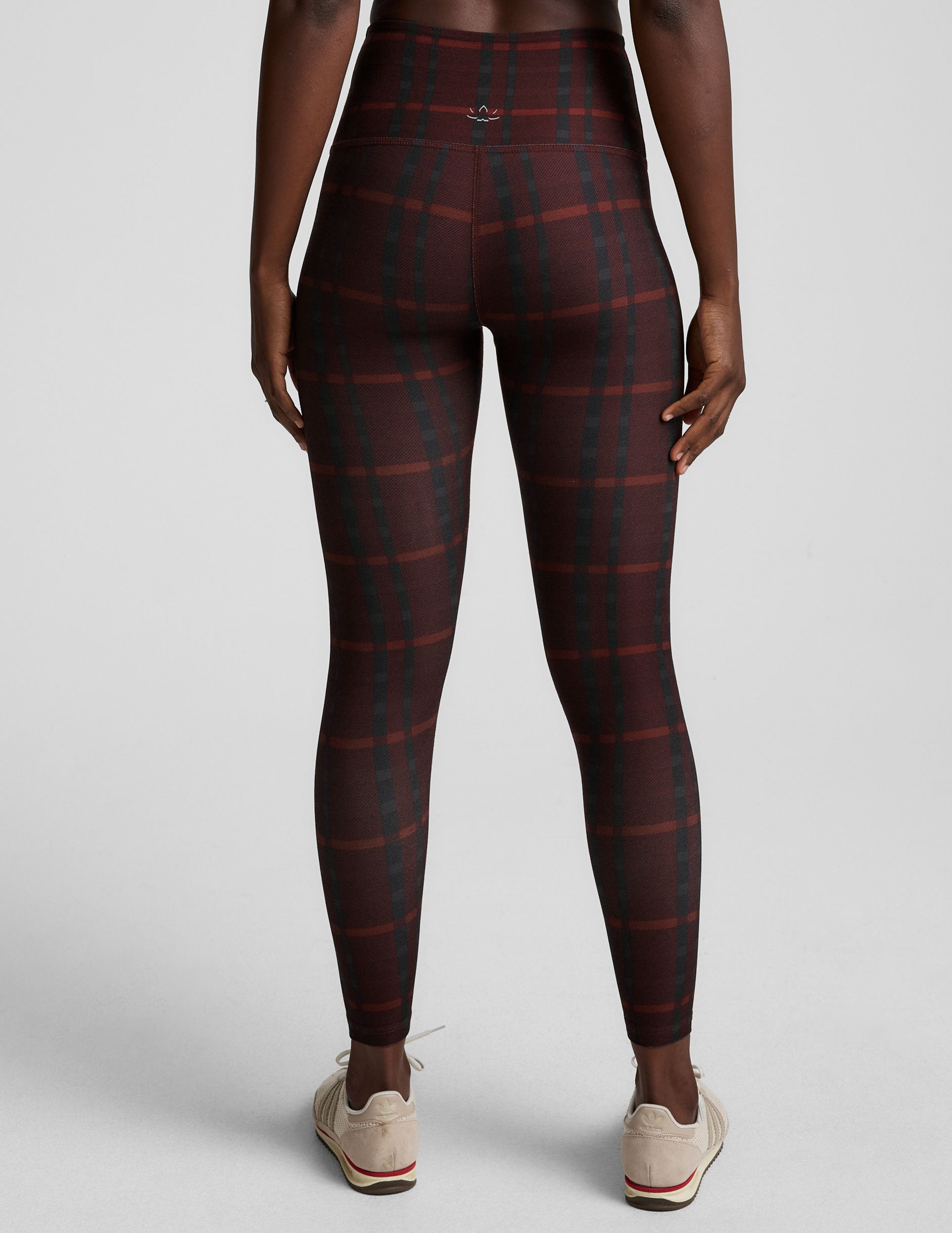 SoftMark High Waisted Midi Legging - Image 4