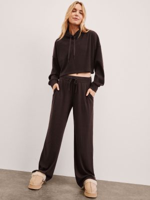 Breathe Easy Ribbed Wide Leg Pant