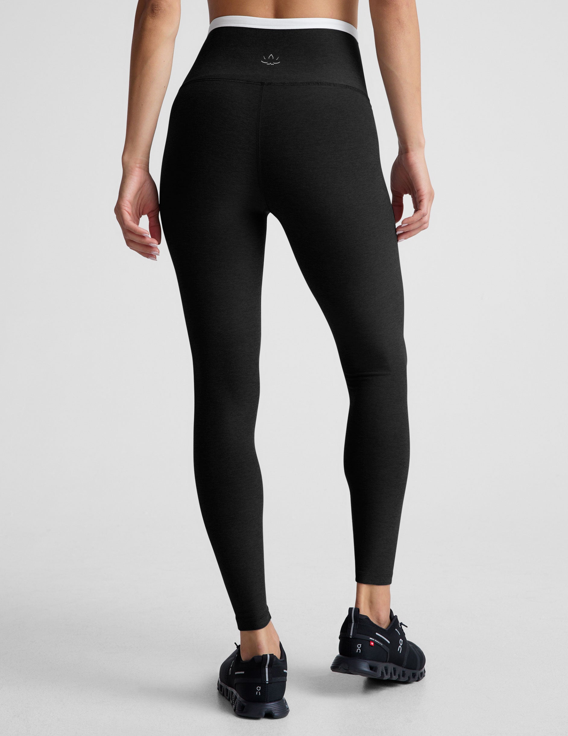 Spacedye Outlines High Waisted Midi Legging - Image 3